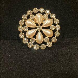 Pearl and Rhinestone Circle Brooch
